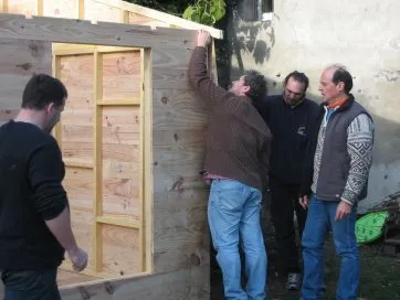 C’est bon à droite&nbsp;?