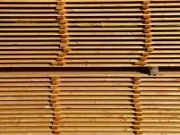 Comment empiler des pièces en bois