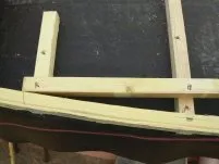 Détails sur le liteau du bas