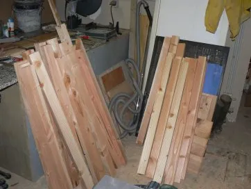 Prêts pour l’assemblage des cadres de dormants