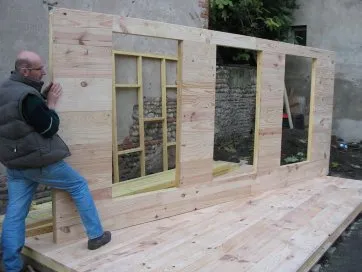 et côté extérieur