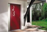 Porte en aluminium.
