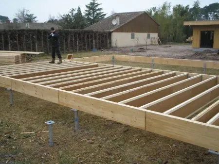 La plateforme en bois