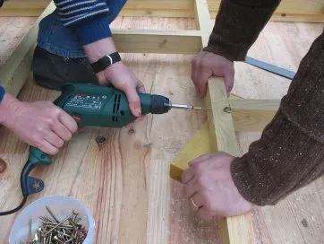 Les entretoises sont décalées les unes par rapport aux autres